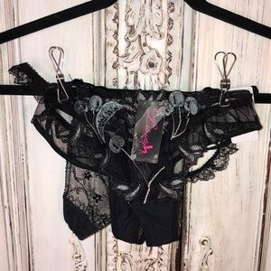 Sexy Panty Bundle  Letrista Black Lace, Bows, Embroidered Embellishments Size S